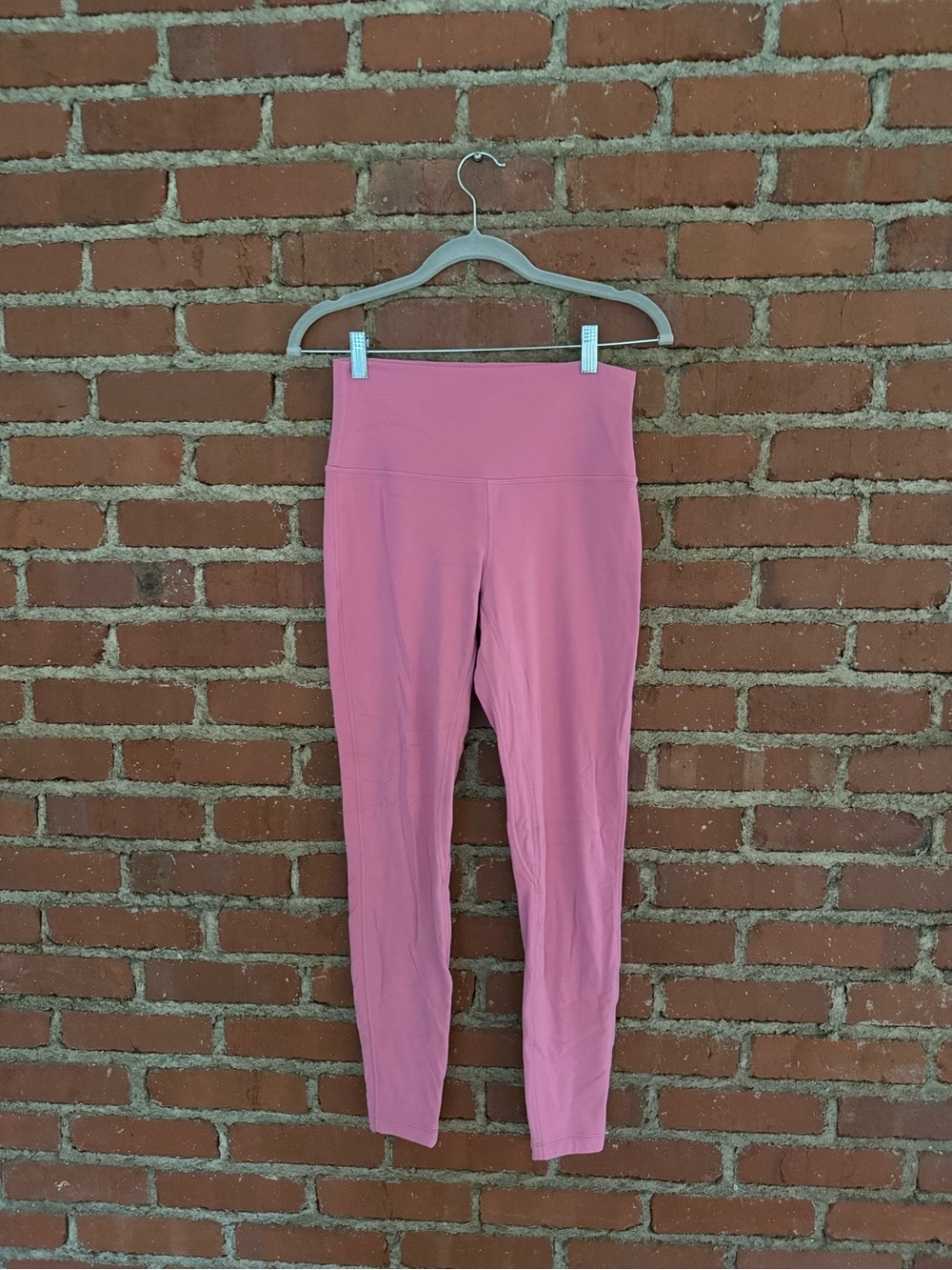 Lululemon pink double lined align leggings